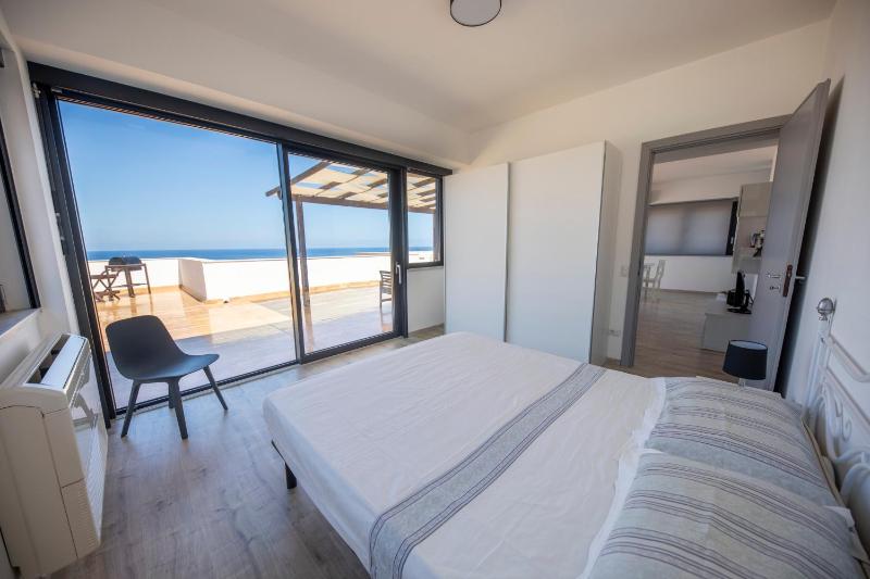 The best penthouse in Cefalù - image 9