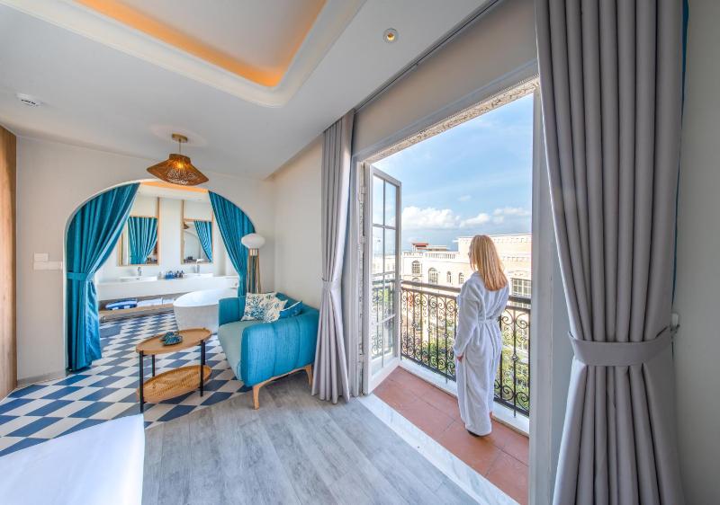 Solaro Hotel & Spa Phu Quoc - Sunset Town Seaview & Fireworks - image 19