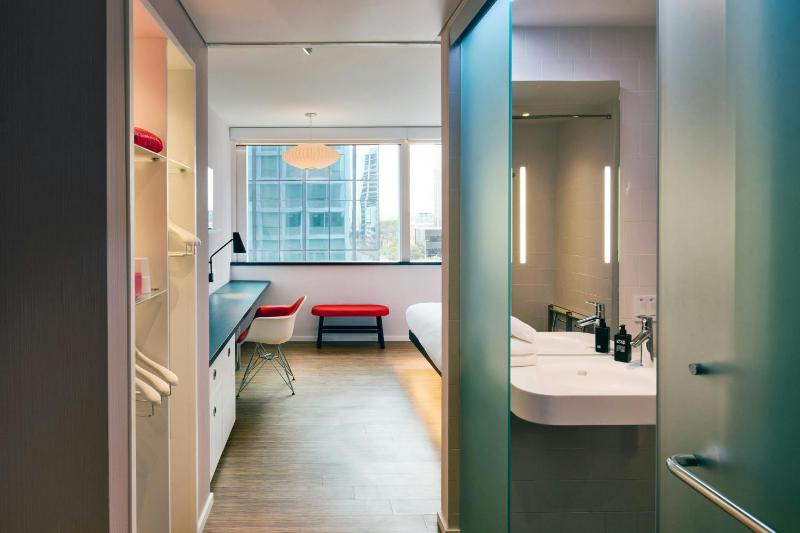 citizenM Austin Downtown - image 12