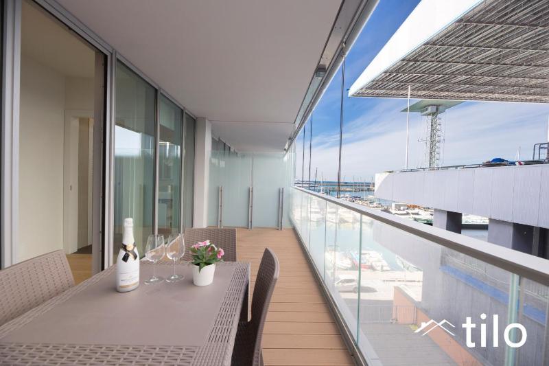 Waterfront Lux|Studio|A/C|Parking|GYM|Wifi By Tilo - image 35