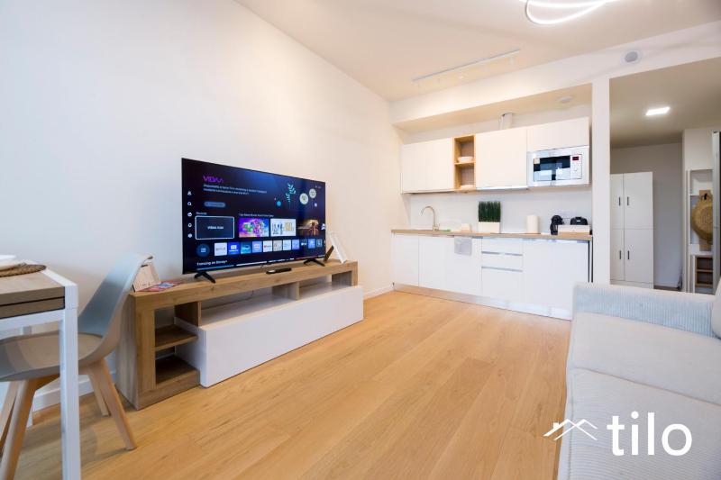 Waterfront Lux|Studio|A/C|Parking|GYM|Wifi By Tilo - image 3