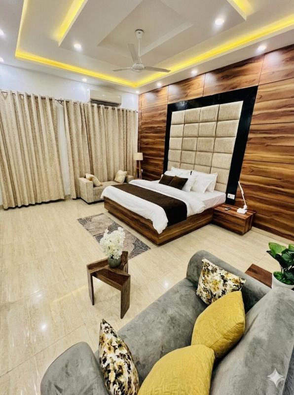 LuxuriousNoise-free 1BHKTapovanNear LaxmanJhula - image 8