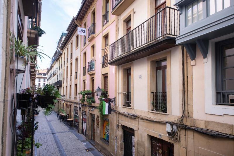 Old Town Vibes Donostia - image 7