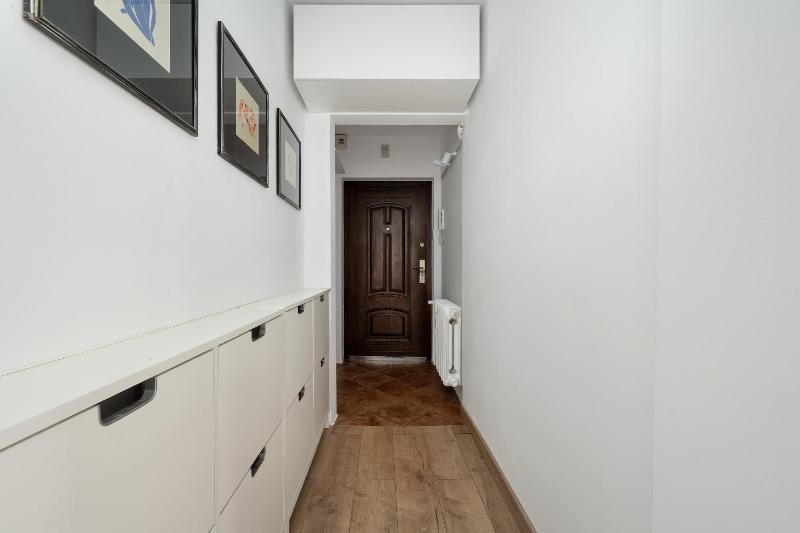 Miejski Apartament Blisko Aquaparku we Wrocławiu by Noclegi Renters - image 16