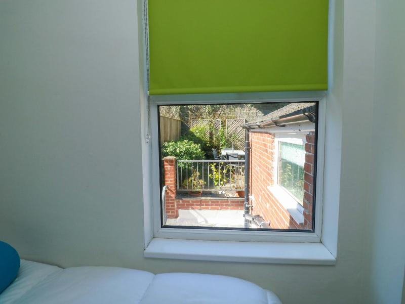 43 Sandquay Road - image 8
