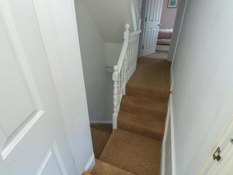 43 Sandquay Road - image 24