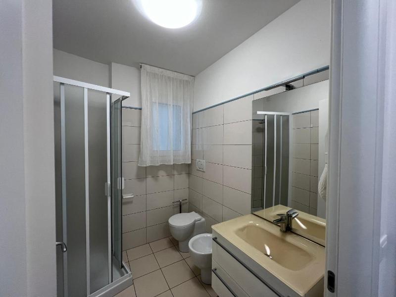 Modern flat 50mt from the beach - image 14