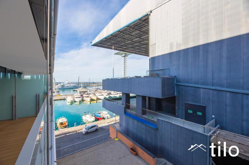 Waterfront Lux| Studio|A/C|Parking|GYM|Wifi By Tilo - image 18