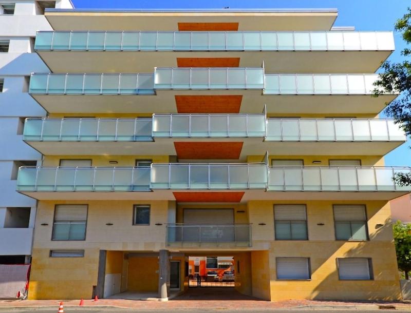 Seaside flat with spacious balcony - image 22