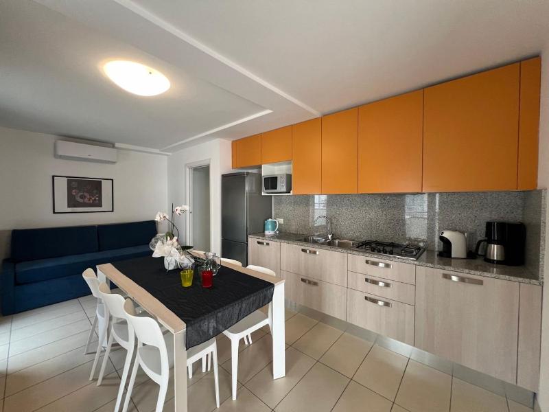 Flat with balcony only 50mt from the beach - image 22