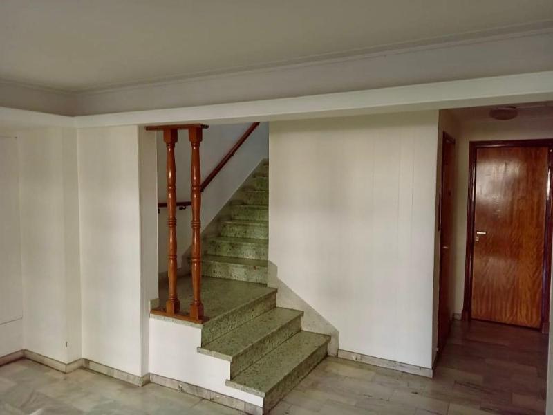 Dpto con cochera - Barrio La Perla - image 12