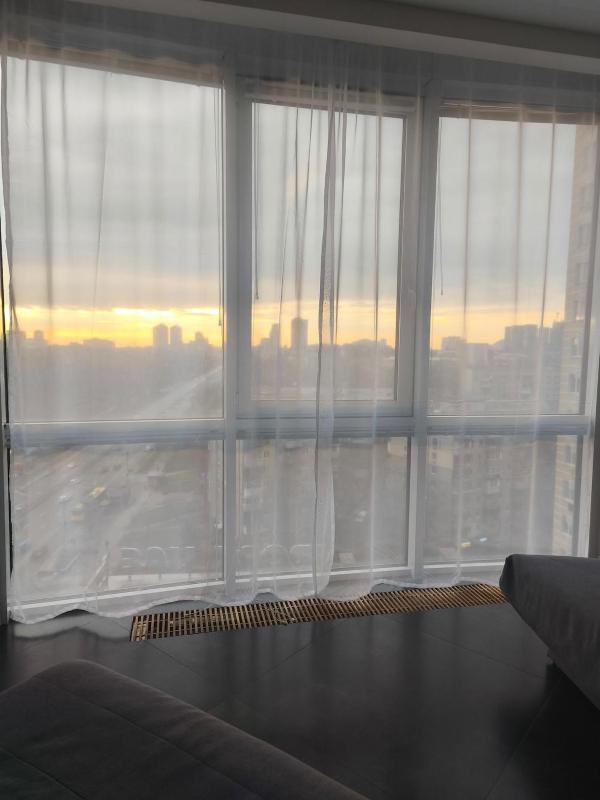 Smart Plaza Modern Apartment - Світла квартира з вражаючим видом - Метро КПІ 3 хв - image 13