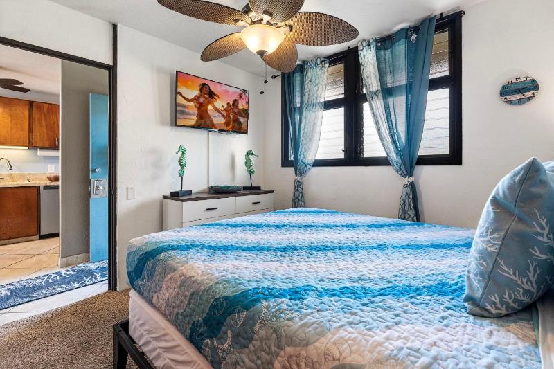 Kona Bali Kai 307 Oceanfront with Panoramic Views! - image 17