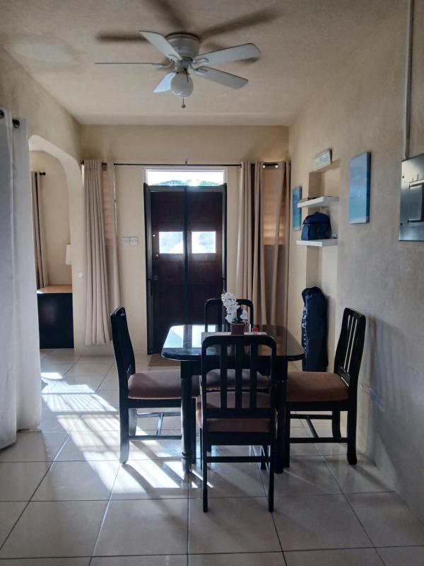 Cozy Suite Wifi Ac in Bedroom & 1 Minute Walk to West Coast Beach! - image 10