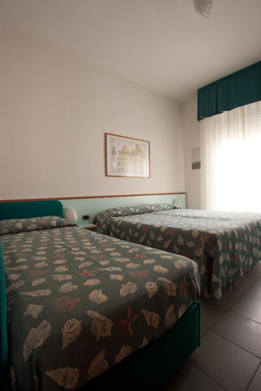 Triple Room image 4