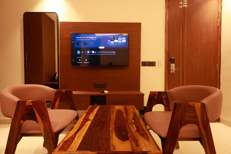 RLS Hotels Greater Noida Near Expo Centre & Mart - image 38