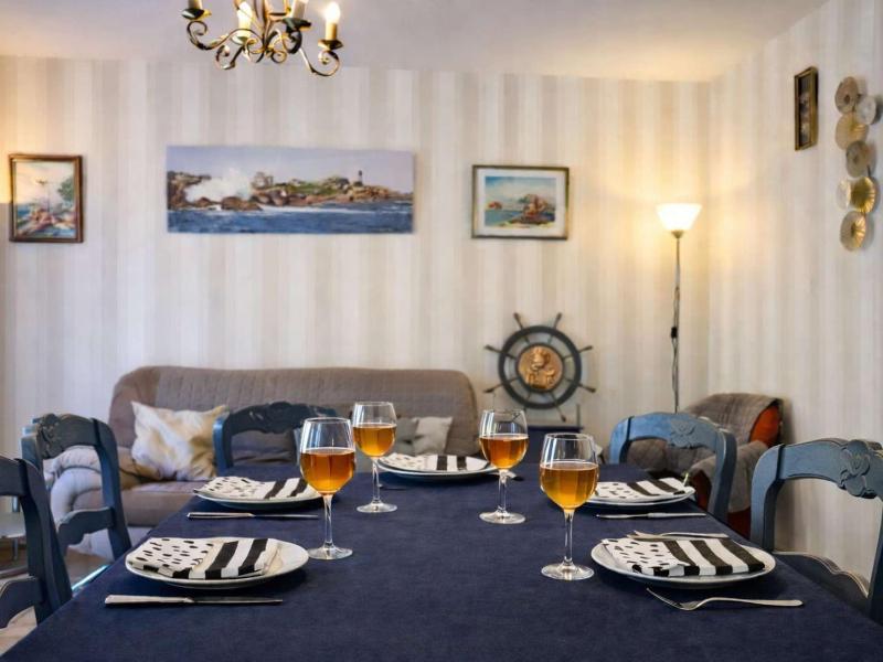 Maison 2** avec Jardin Terrasse et Parking Privé à 800m de la Plage de Trestraou Perros-Guirec - FR-1-542-23 - image 10