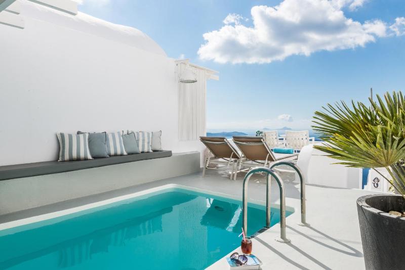 Master Suite with Private Pool and Caldera View image 3
