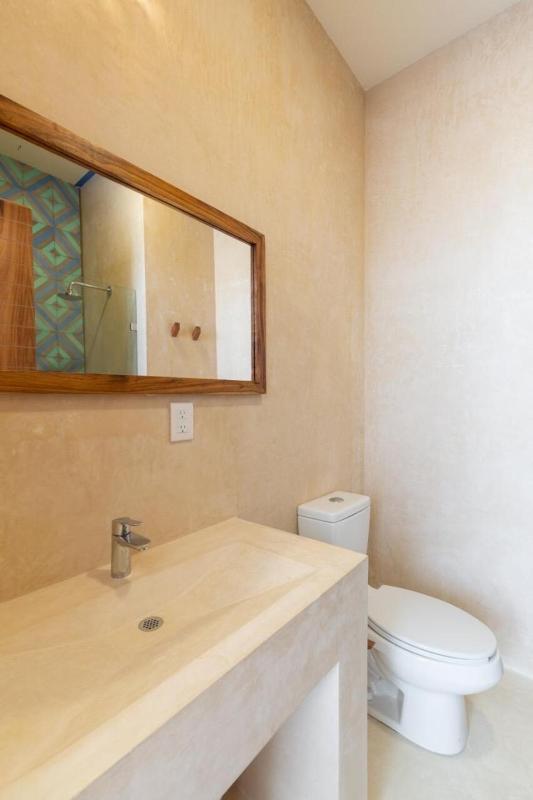 Luxury 2BR Villa Private Rooftop Pool - image 13