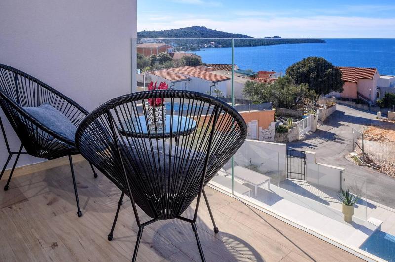 Luxury Villa Seven Seas with infinity heated pool by the sea in Ražanj - image 38
