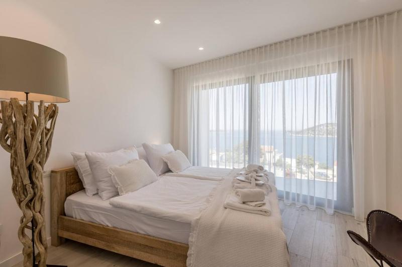 Luxury Villa Seven Seas with infinity heated pool by the sea in Ražanj - image 20