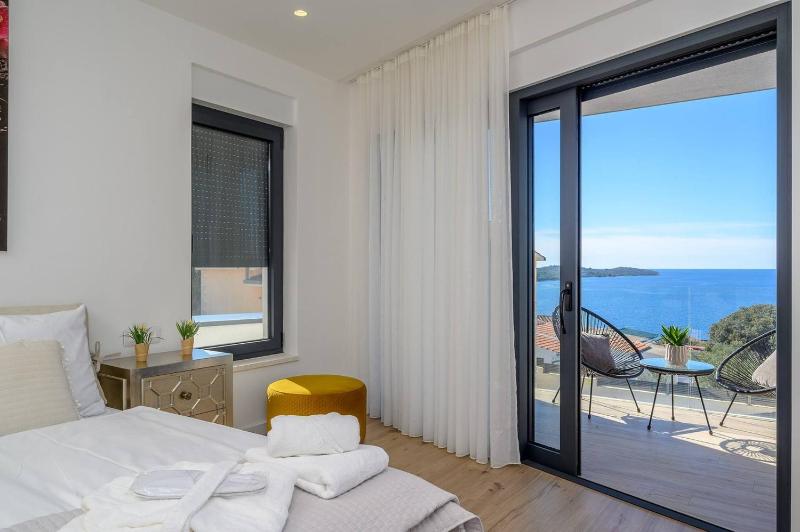 Luxury Villa Seven Seas with infinity heated pool by the sea in Ražanj - image 50