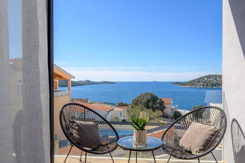 Luxury Villa Seven Seas with infinity heated pool by the sea in Ražanj - image 49