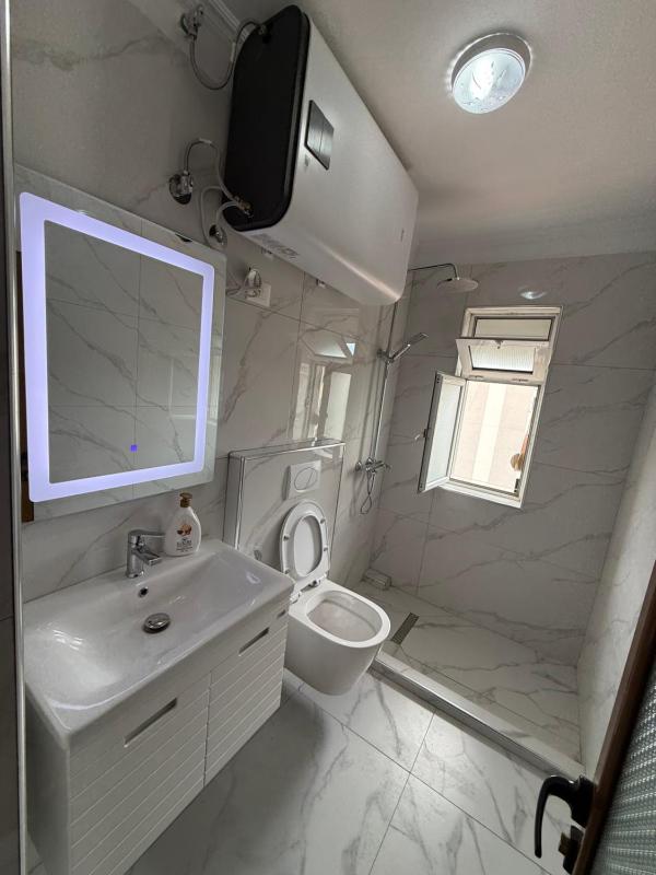 Oshafi Home - image 11
