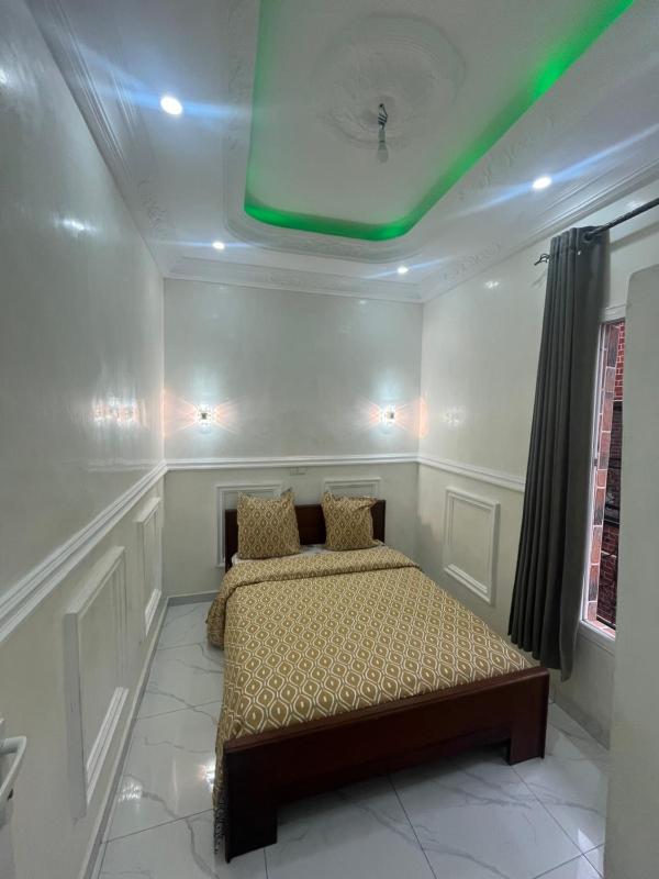 Luxury - image 12