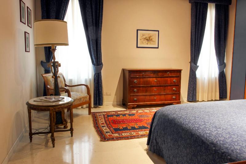 Sarai Apartments - image 4
