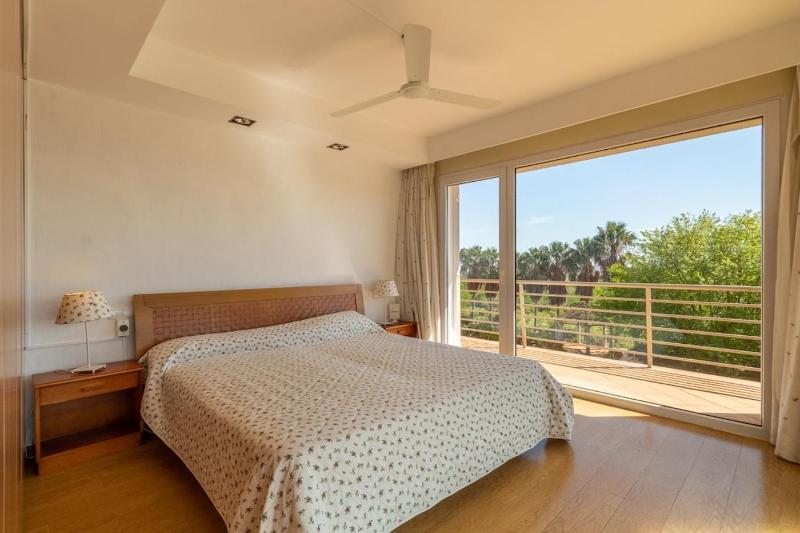 Huge house in Palma - image 7