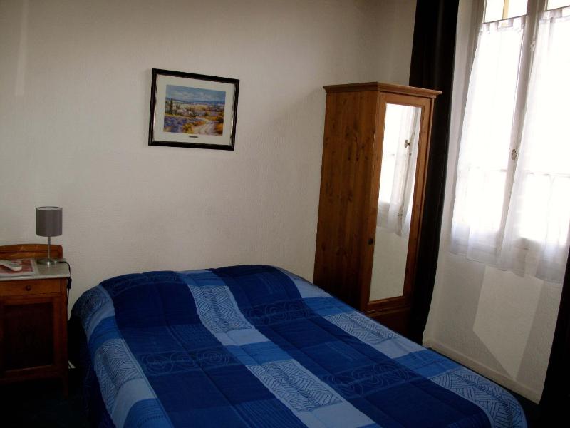 Single Room image 2