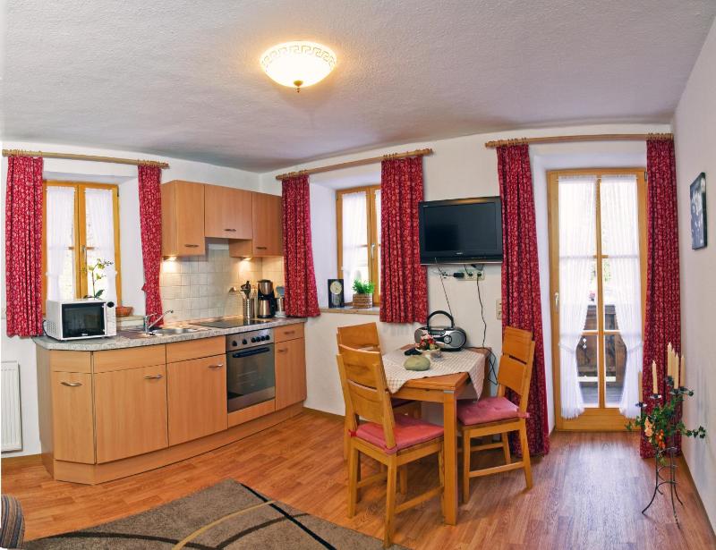 Apartment (2 Adults) image 3