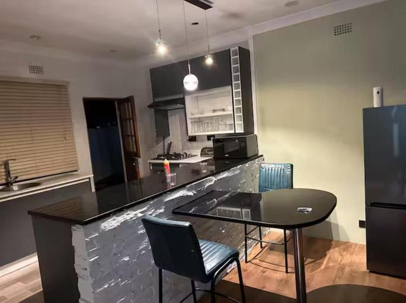 Jefferson suites at 30 Lily - image 2