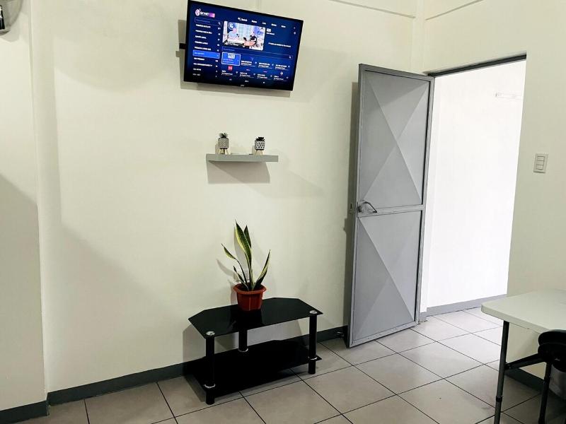 Apartamentos Grettel Pérez Zeledón - image 3