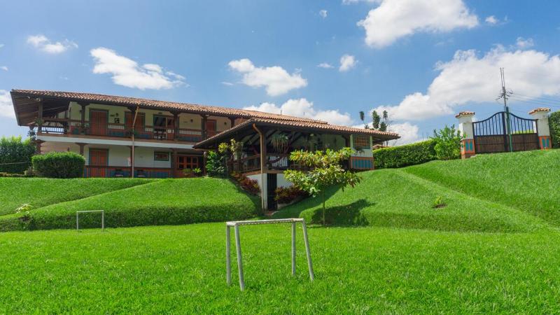 Country House in Montenegro near Parque del Café - image 10