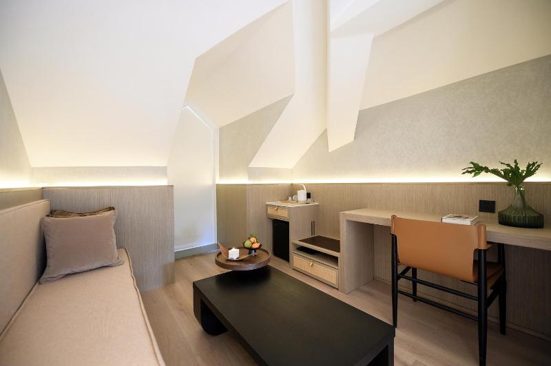 Jimoo Garden Courtyard Hotel - image 24
