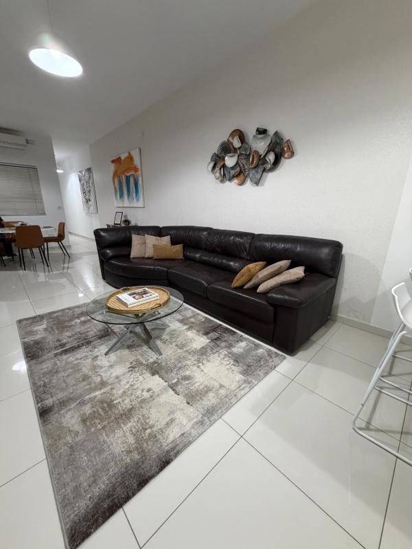 V86 - 2 Bedroom MD Sliema Shorestay - image 3