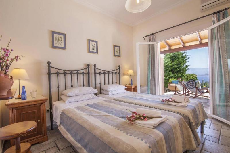 Villa Serpa by Villa Plus - image 29