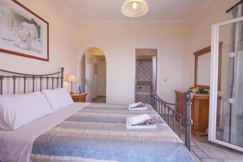 Villa Serpa by Villa Plus - image 19