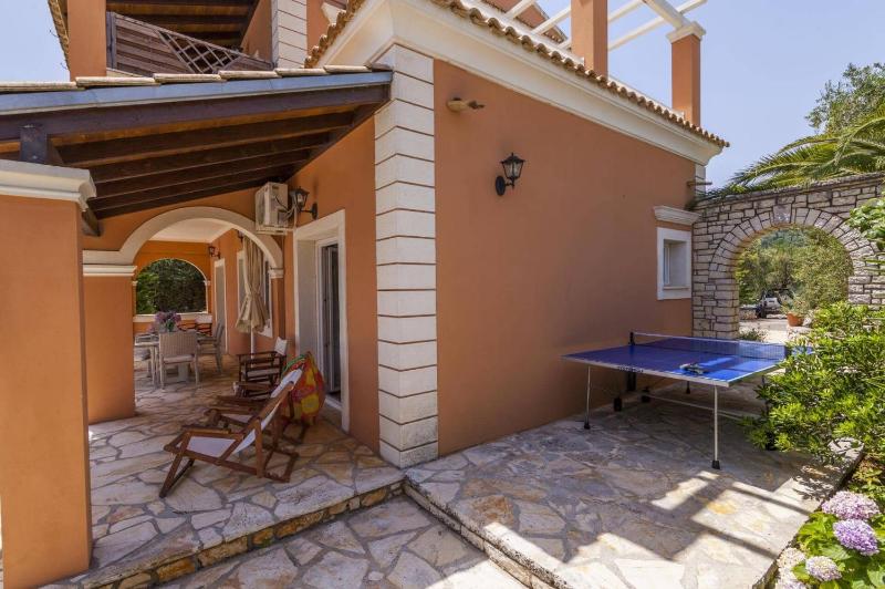 Villa Serpa by Villa Plus - image 18