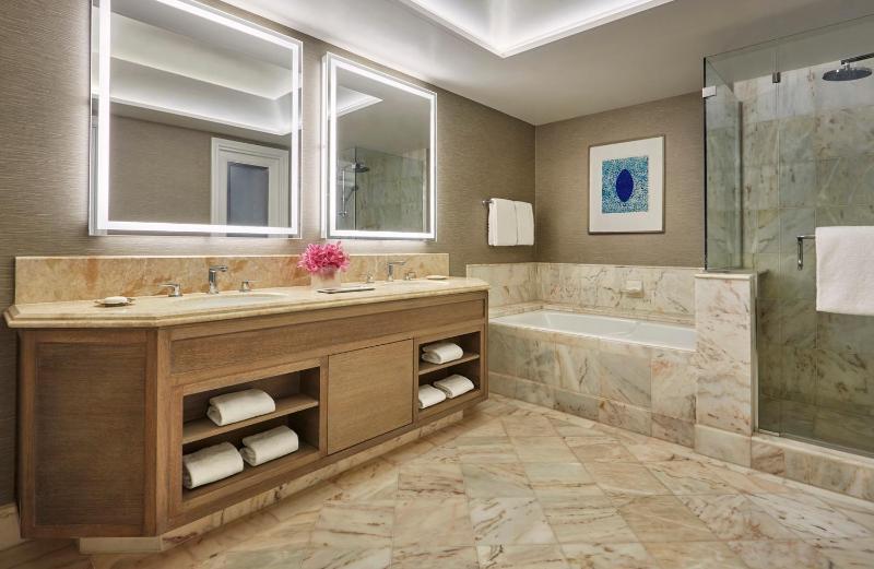 Mountainside Room with Two Queen Beds image 3