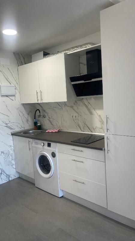 Cozy Studio in Malaga with Extra Beds - image 17