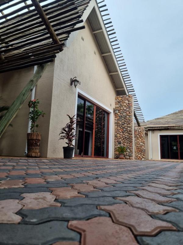 Wild Haven Lodge - image 8