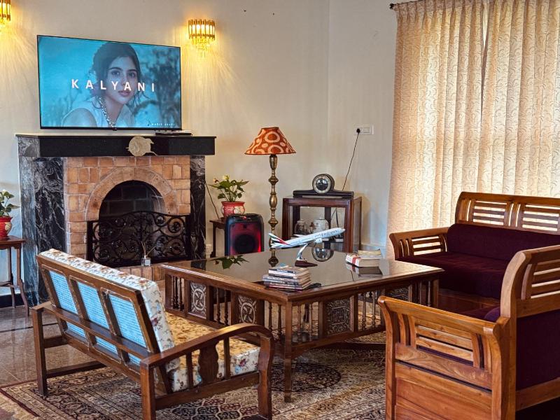 Montclair - image 10
