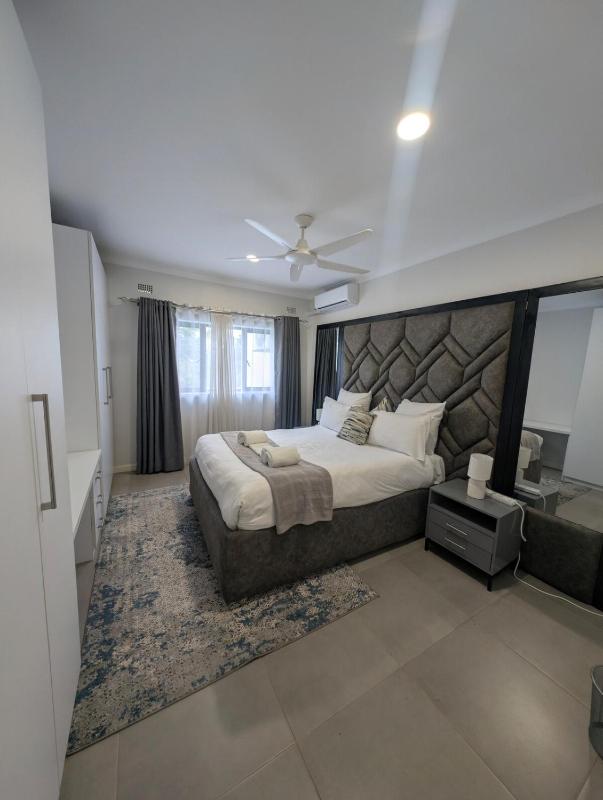 Victoria Falls Modern 3 Bed Villa Private Pool - image 15