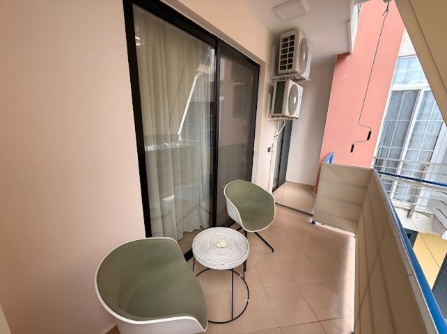Bogdani Apartment - image 11