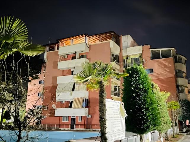 Bogdani Apartment - image 4
