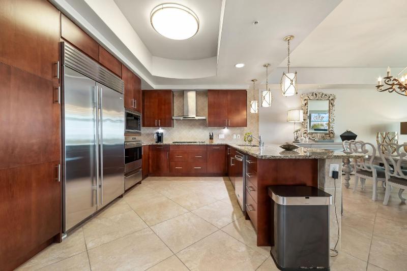 Turquoise Place Unit 2407C - image 16