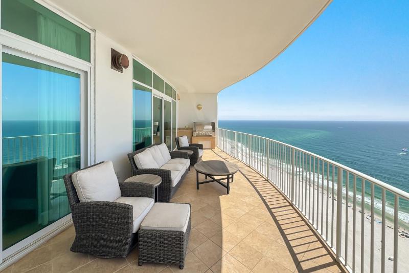Turquoise Place Unit 2407C - image 8